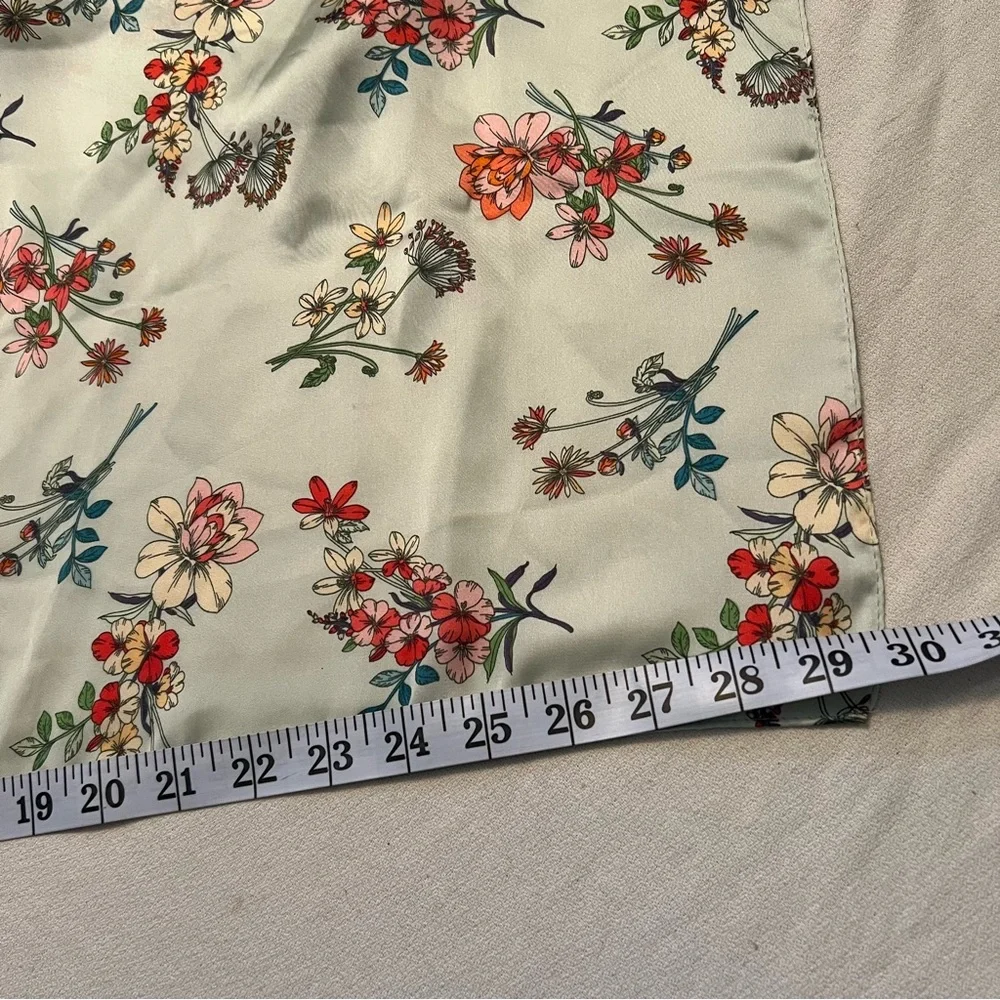 Beautiful floral square scarf / twilly.
